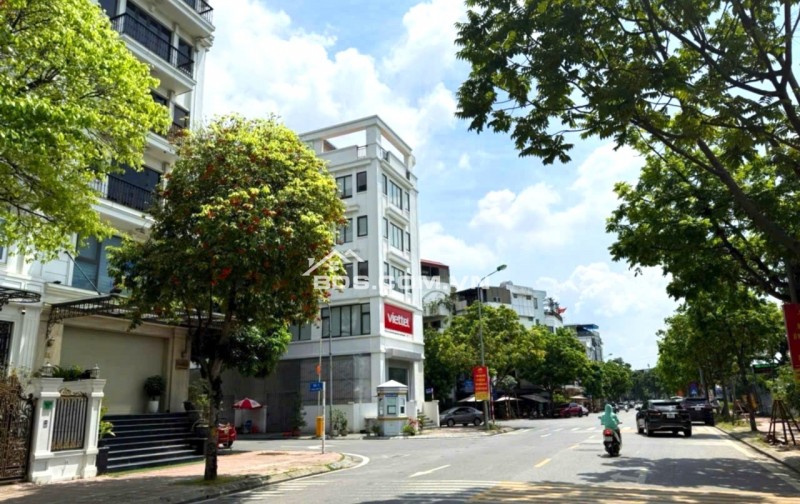 [Cực Rẻ] Nhà mặt tiền 7.3m Việt Hưng, DT 88m2, 5 tầng thang máy, đang cho thuê 40tr/th, Vừa ở và KD